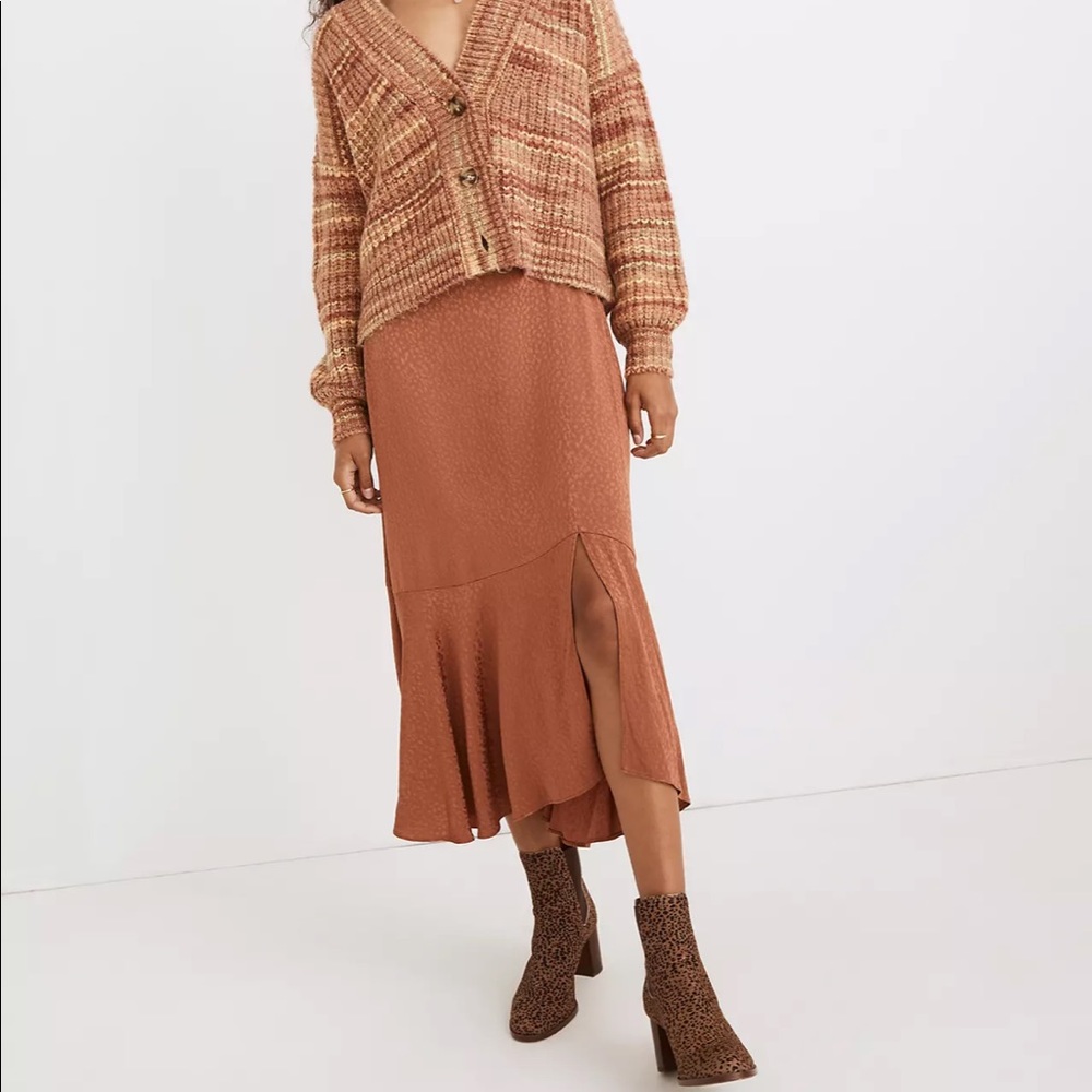 Flounce-Hem Midi Skirt in Cheetah Jacquard
